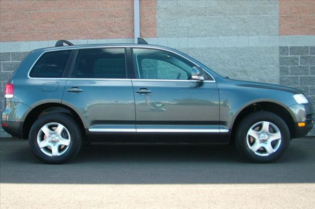 2005 Volkswagen Touareg 2 Dr SC2 Coupe