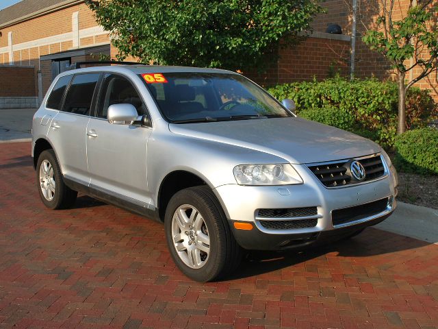 2005 Volkswagen Touareg SE-R