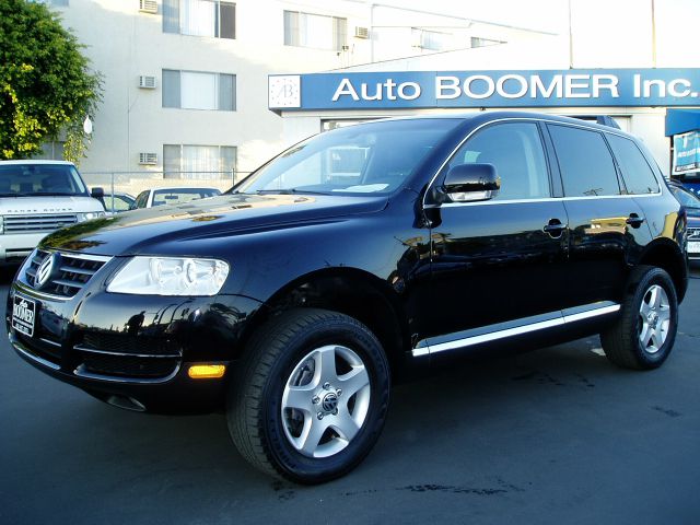 2005 Volkswagen Touareg Red Line