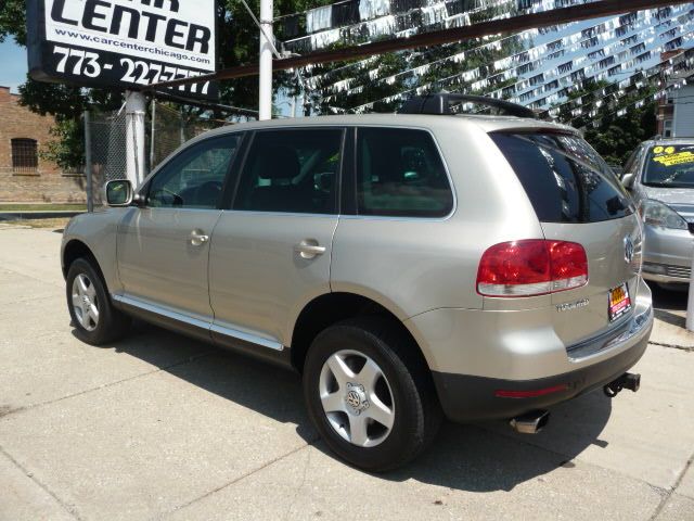 2005 Volkswagen Touareg Red Line