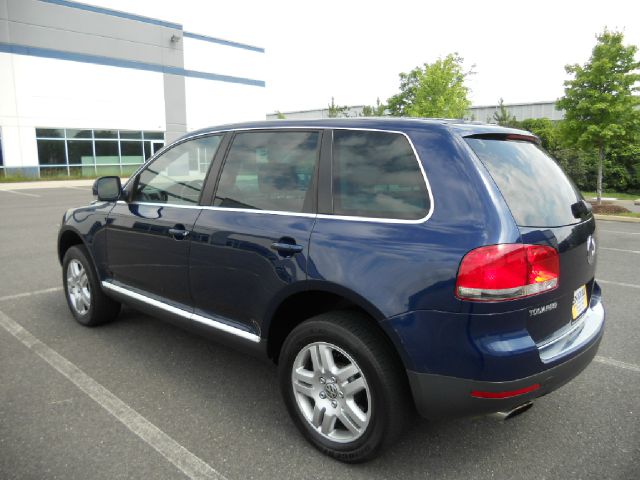 2005 Volkswagen Touareg Crewcab 4X4 Kingranch