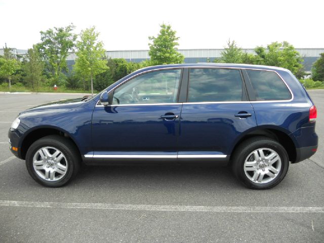 2005 Volkswagen Touareg Crewcab 4X4 Kingranch