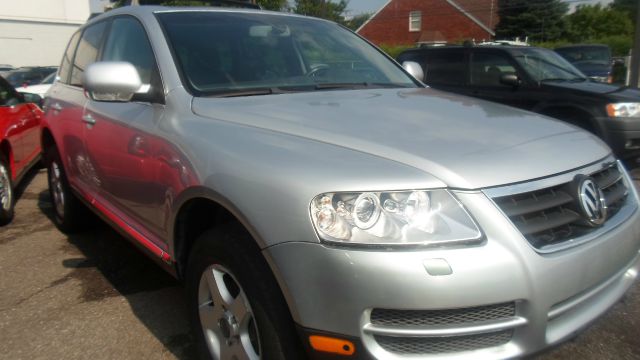 2005 Volkswagen Touareg Red Line