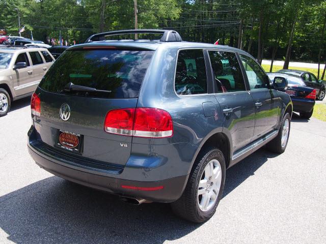 2005 Volkswagen Touareg SE-R