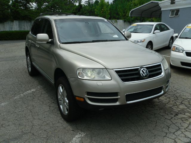 2005 Volkswagen Touareg SE-R