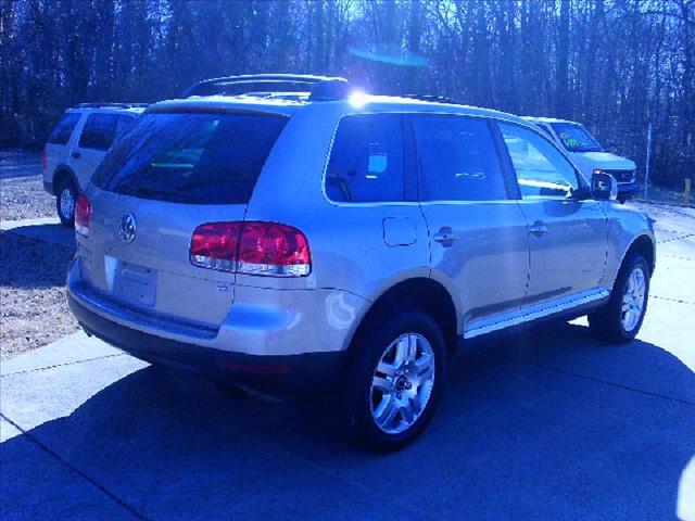 2005 Volkswagen Touareg SW1