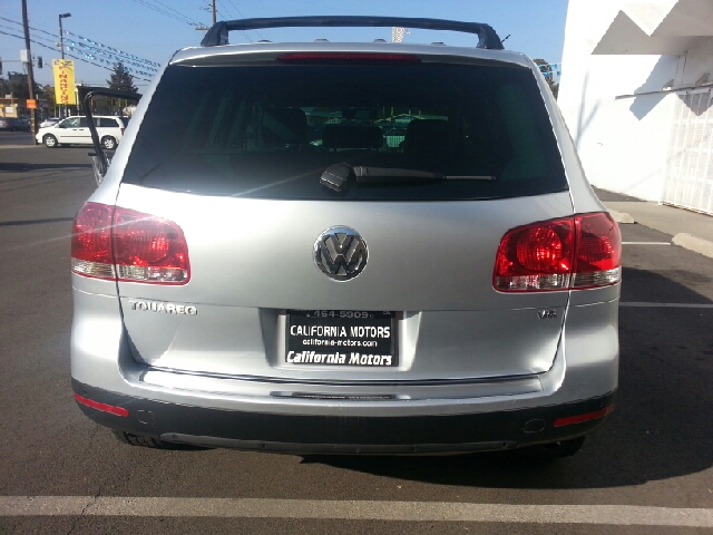 2005 Volkswagen Touareg Red Line