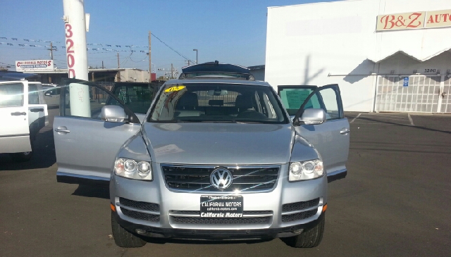 2005 Volkswagen Touareg Red Line