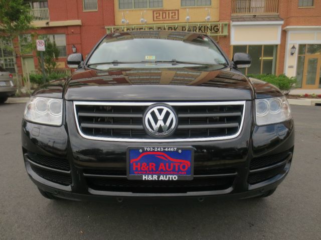 2006 Volkswagen Touareg Red Line