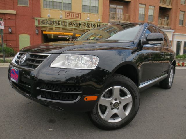 2006 Volkswagen Touareg Red Line