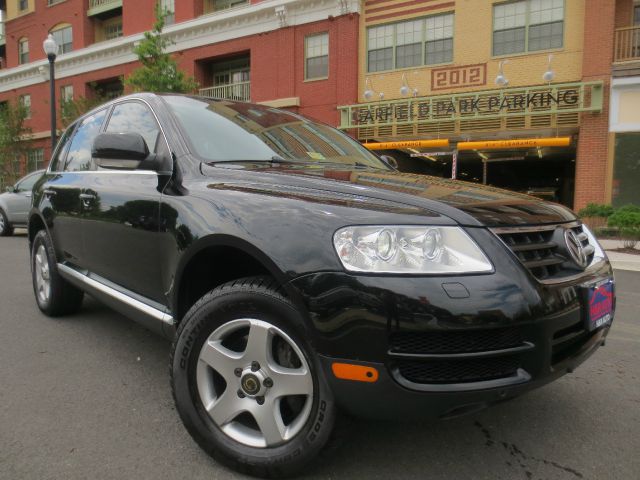 2006 Volkswagen Touareg Red Line