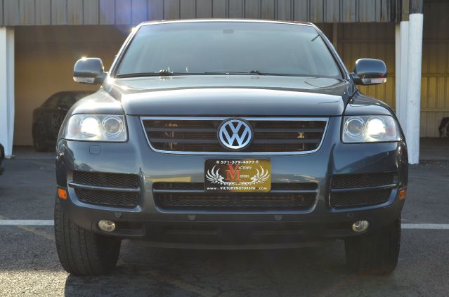 2006 Volkswagen Touareg Red Line