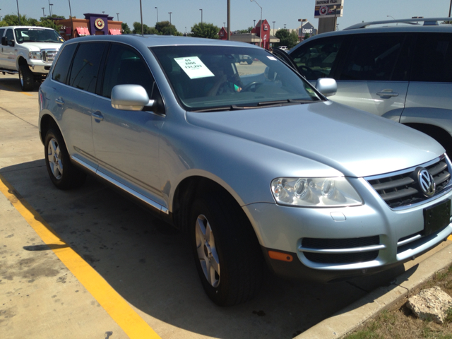 2006 Volkswagen Touareg Red Line