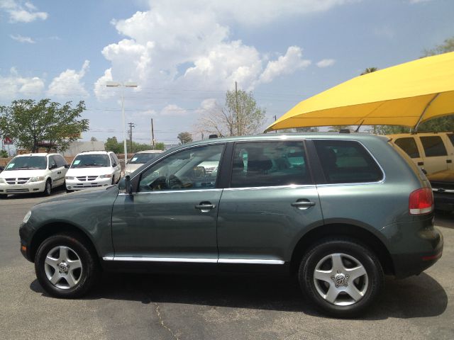 2006 Volkswagen Touareg Red Line