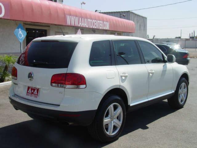 2006 Volkswagen Touareg 4dr Sdn Luxury Sedan