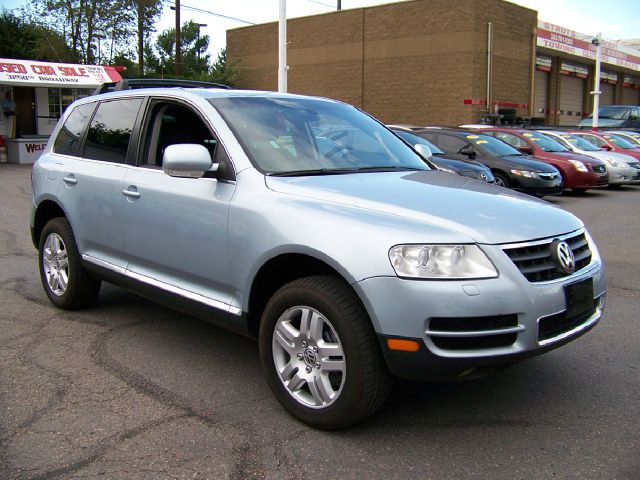 2006 Volkswagen Touareg SE-R