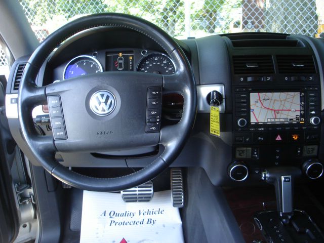 2006 Volkswagen Touareg SE-R