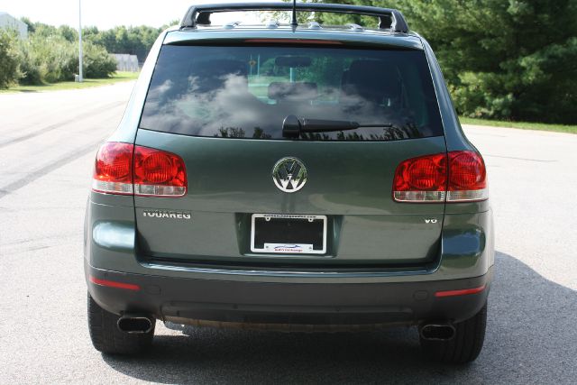 2006 Volkswagen Touareg Red Line