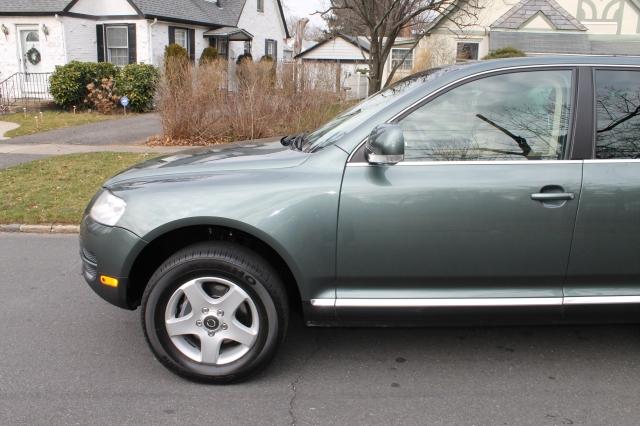 2006 Volkswagen Touareg B4000 4X4