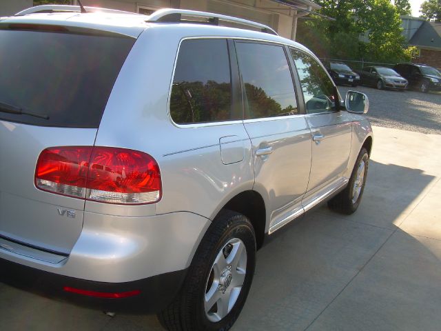 2007 Volkswagen Touareg Red Line