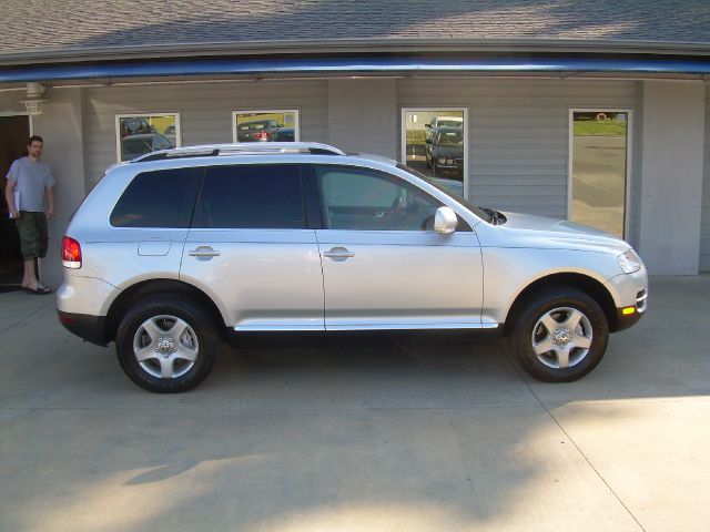 2007 Volkswagen Touareg Red Line