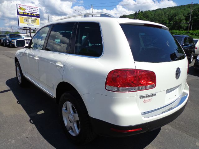 2007 Volkswagen Touareg Red Line