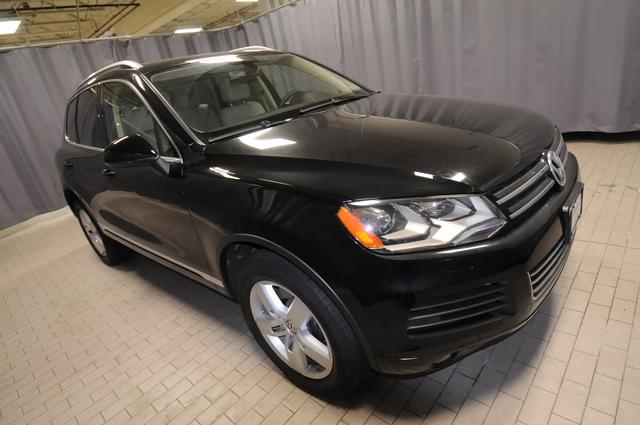 2012 Volkswagen Touareg Unknown