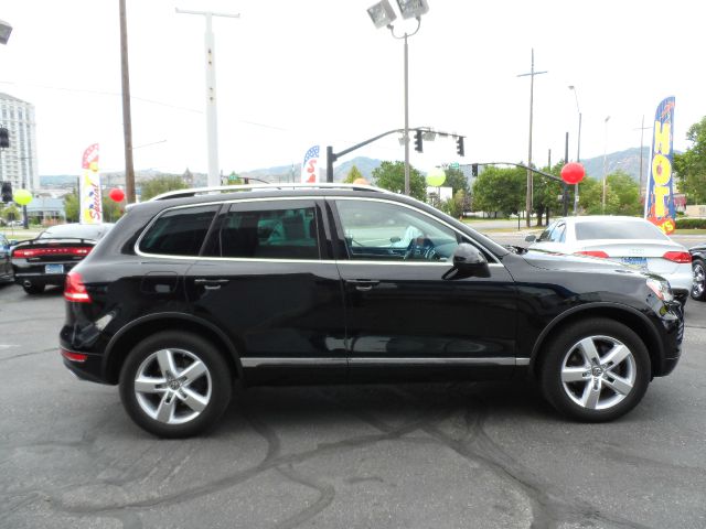 2012 Volkswagen Touareg Hd Bucket