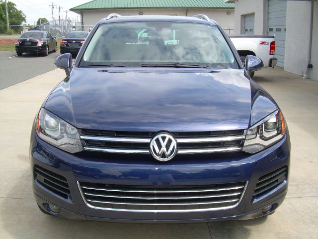 2012 Volkswagen Touareg Touring/signature Series