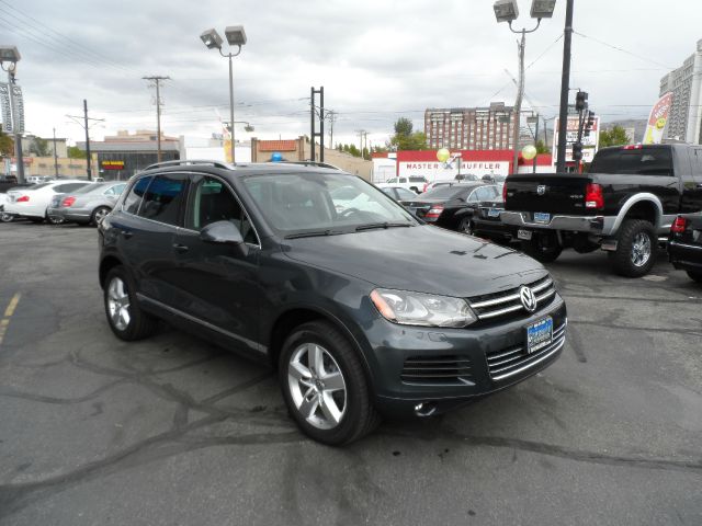 2013 Volkswagen Touareg LT1