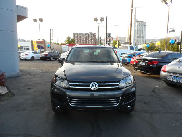 2013 Volkswagen Touareg LT1