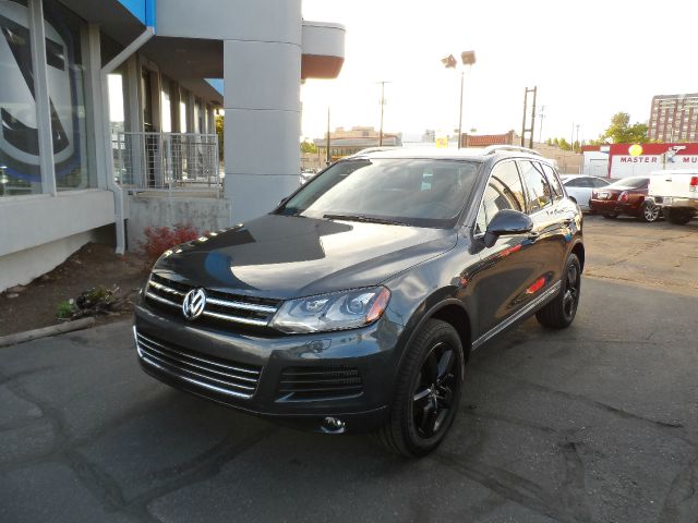 2013 Volkswagen Touareg LT1