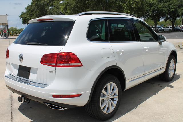 2013 Volkswagen Touareg LT Leather