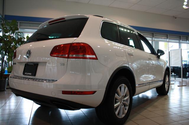 2013 Volkswagen Touareg LT Leather