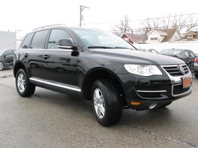 2008 Volkswagen Touareg 2 2 Dr SC2 Coupe