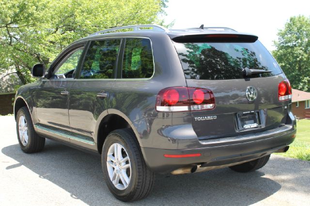 2008 Volkswagen Touareg 2 LT Leather