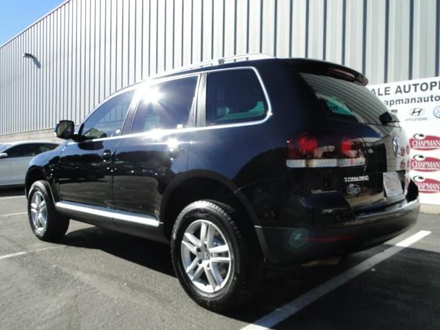 2008 Volkswagen Touareg 2 Red Line