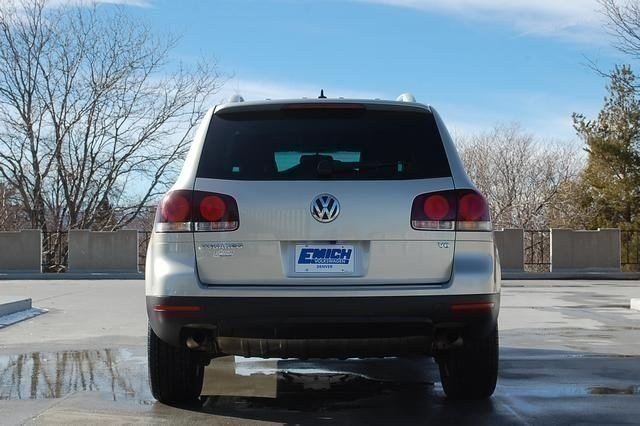 2008 Volkswagen Touareg 2 Red Line