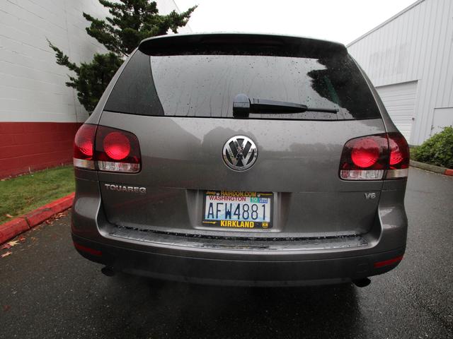 2008 Volkswagen Touareg 2 Red Line