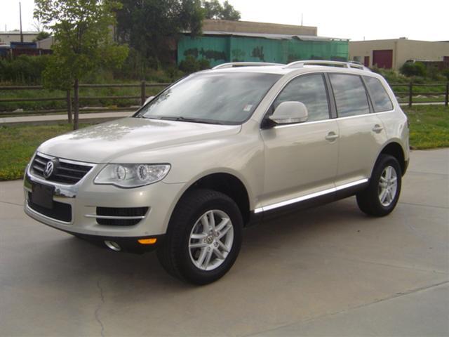 2008 Volkswagen Touareg 2 2 Dr SC2 Coupe