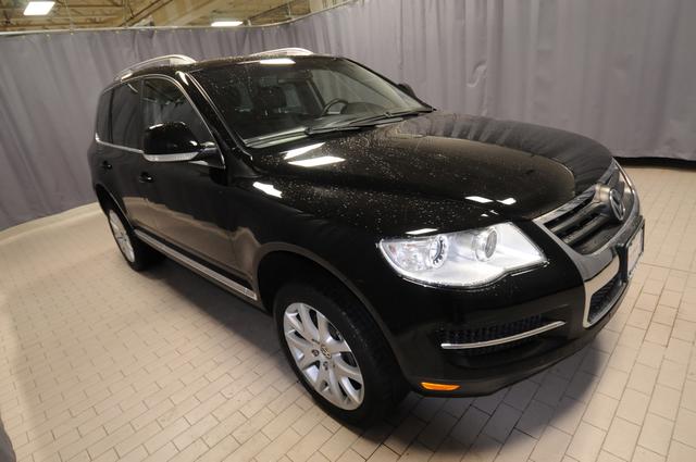 2008 Volkswagen Touareg 2 Red Line