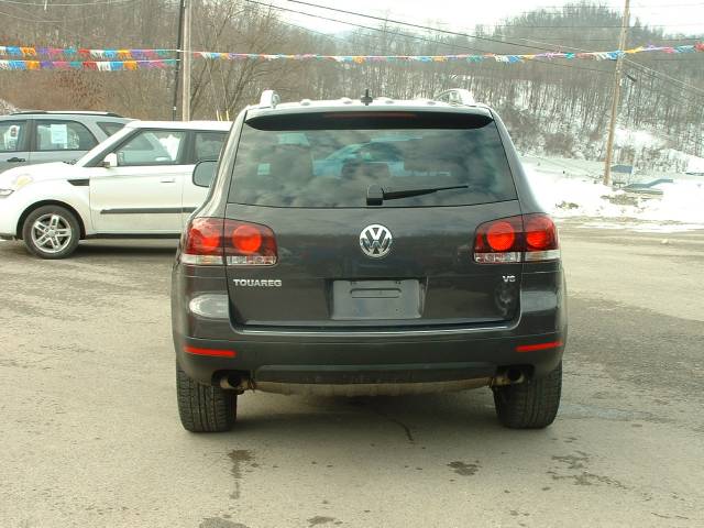 2008 Volkswagen Touareg 2 Touring / AWD