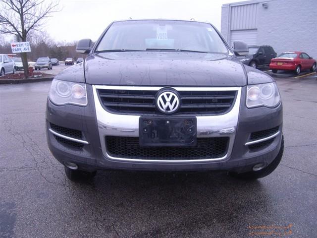 2008 Volkswagen Touareg 2 LT Leather