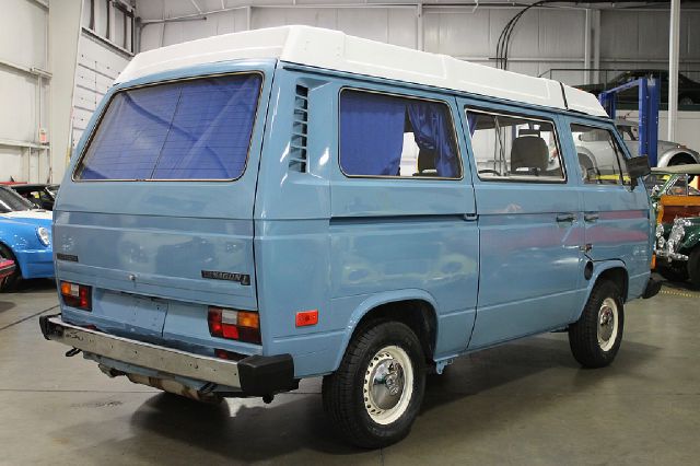 1980 Volkswagen Vanagon 4dr Sport Sdn Auto RWD