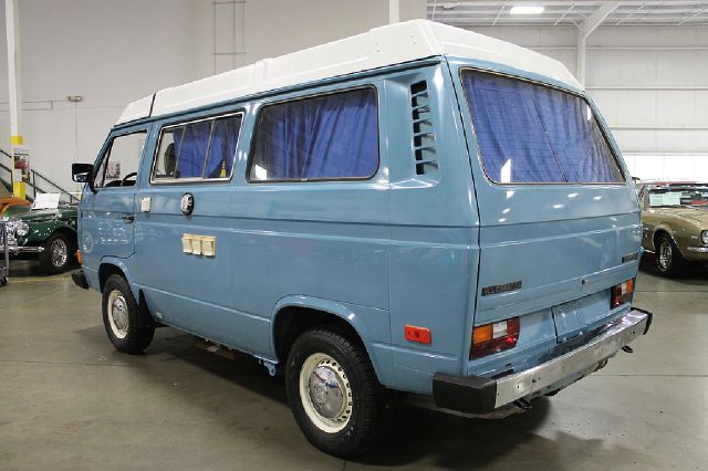 1980 Volkswagen Vanagon 4dr Sport Sdn Auto RWD