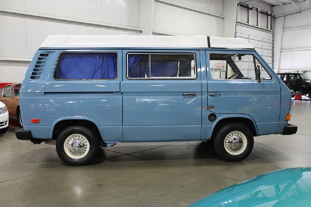 1980 Volkswagen Vanagon 4dr Sport Sdn Auto RWD