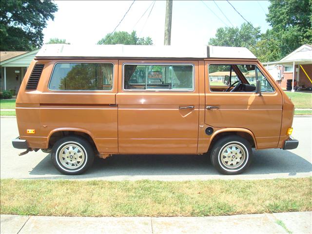 1981 Volkswagen Vanagon 2dr Auto EX Coupe