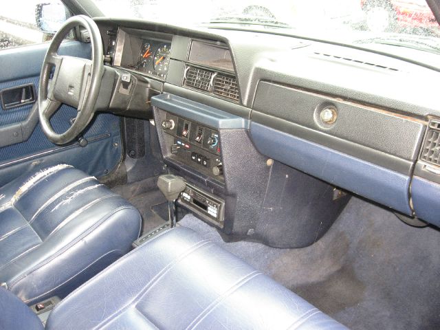 1988 Volvo 240 SR5 TRD Sport