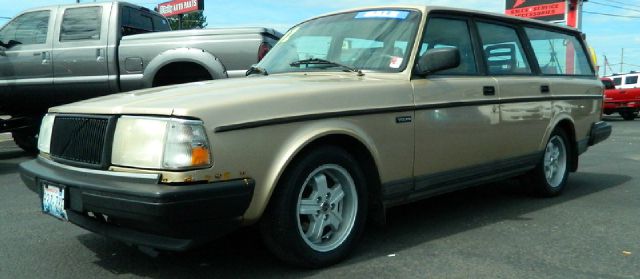 1992 Volvo 240 Base