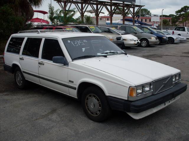 1988 Volvo 740 Series Turbo Sport Convertible